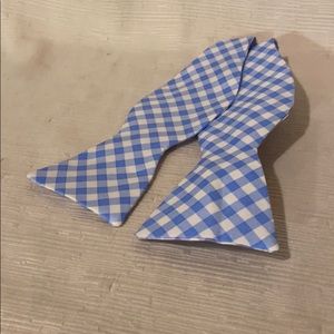 Vineyard Vines 2 Panel Gingham Plaid Kentucky Derby Style Bow Tie